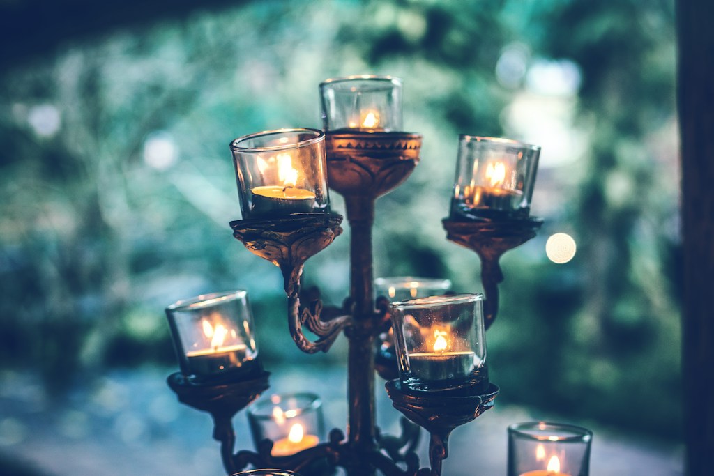 Bark Edge Candle Holder