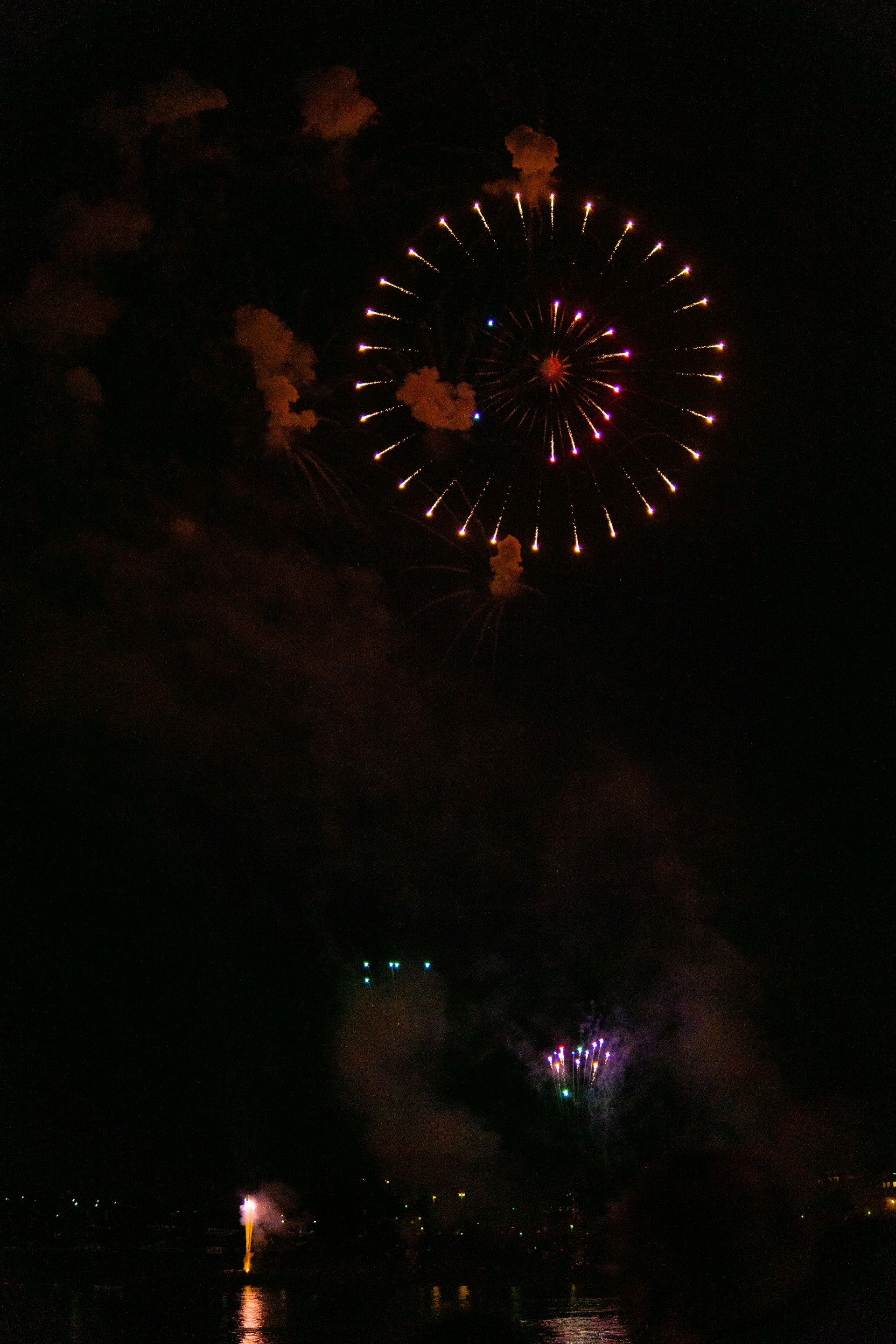 black and white bed linen