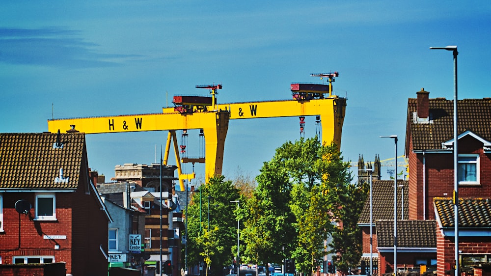 city and metal machine during daytime