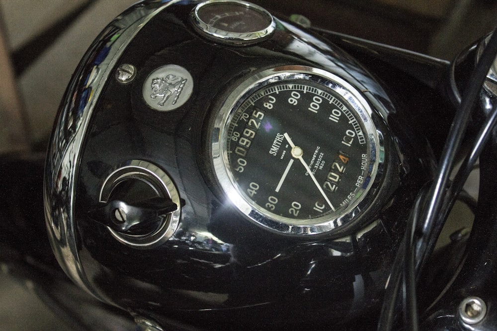 gray speedometer