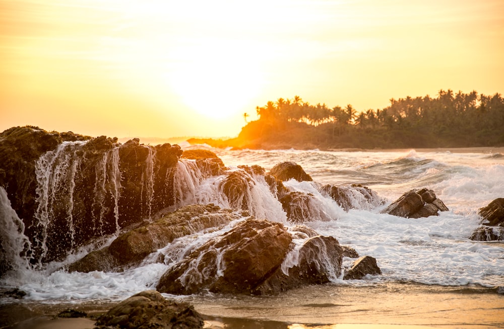 sea surrounded by rocks