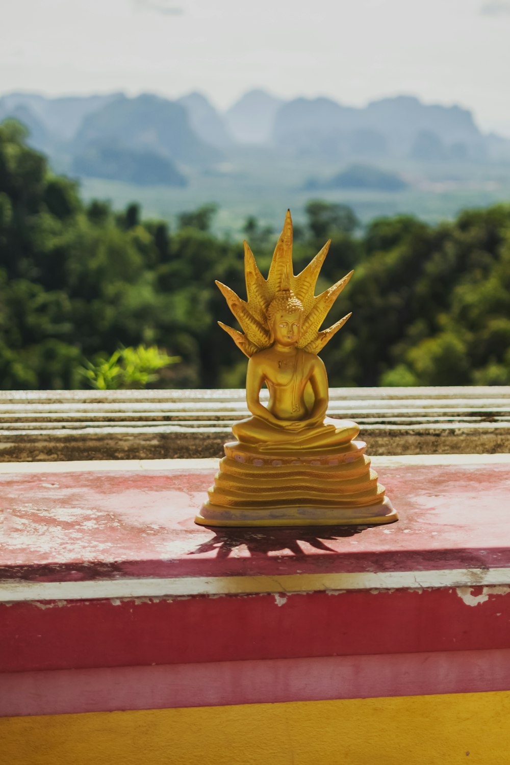 gold buddha figurine