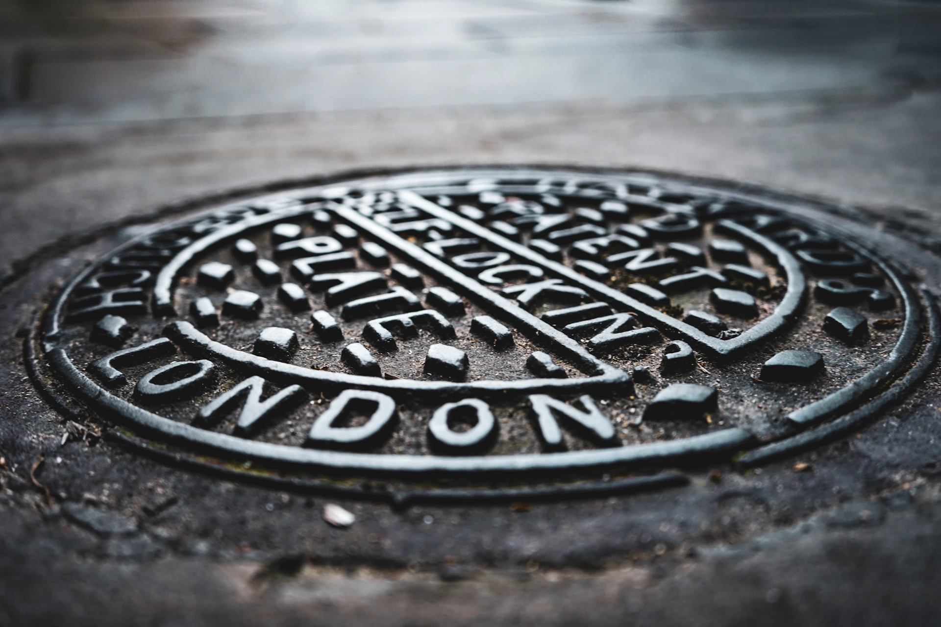 man hole metal cover