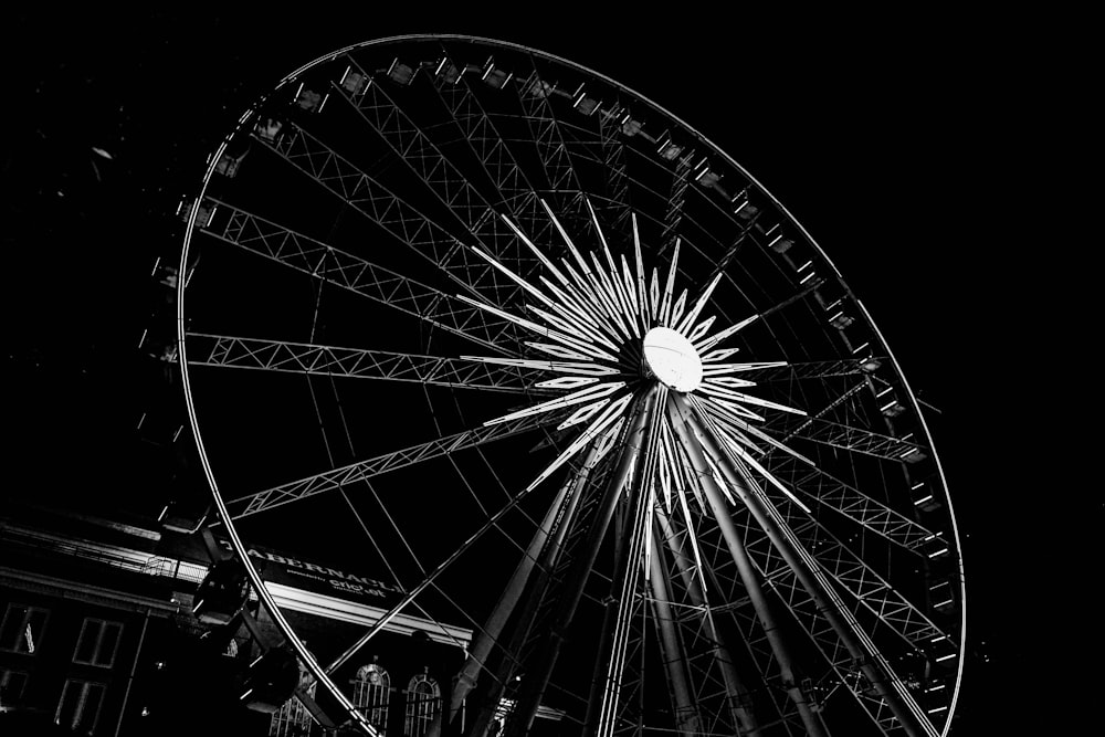 gray and black Ferris wheel during nighttime