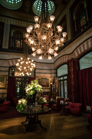 clear crystal chandelier
