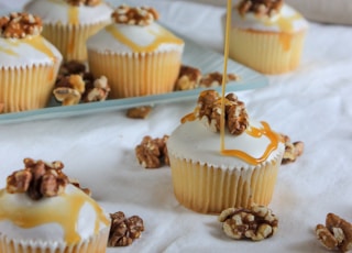 cupcake with walnuts and syrup