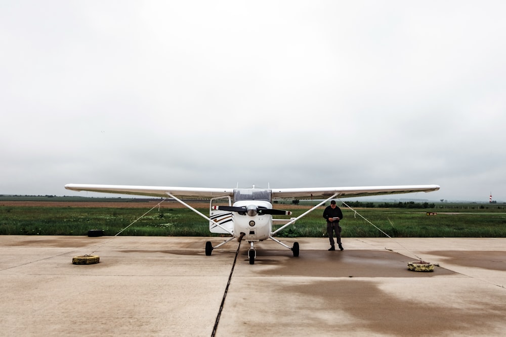 white plane during daytime