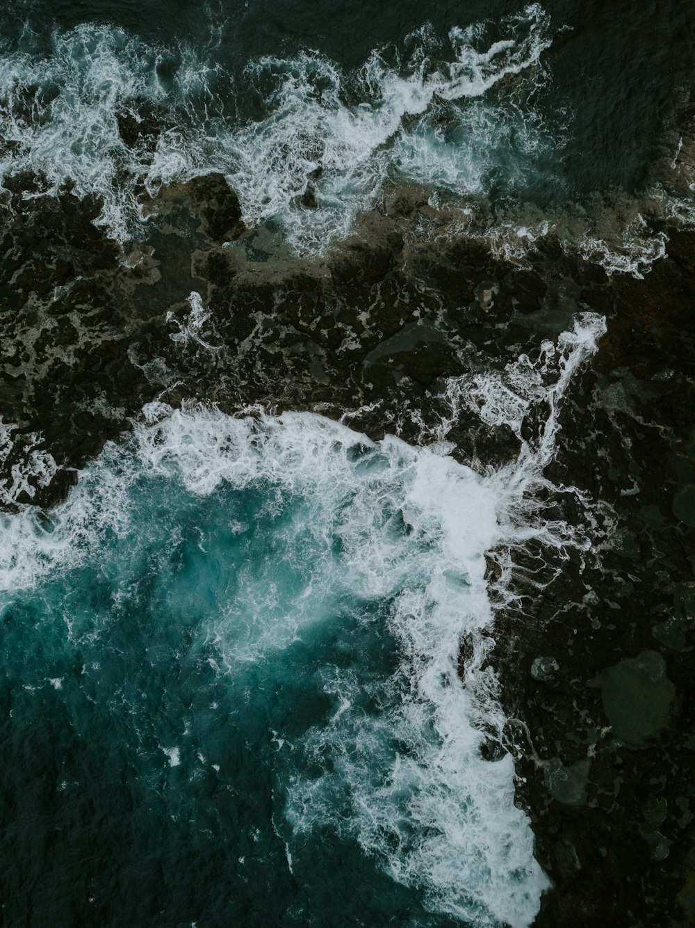 blue sea waves