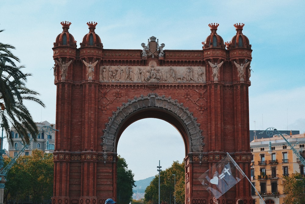 red painted Arc de Triomf