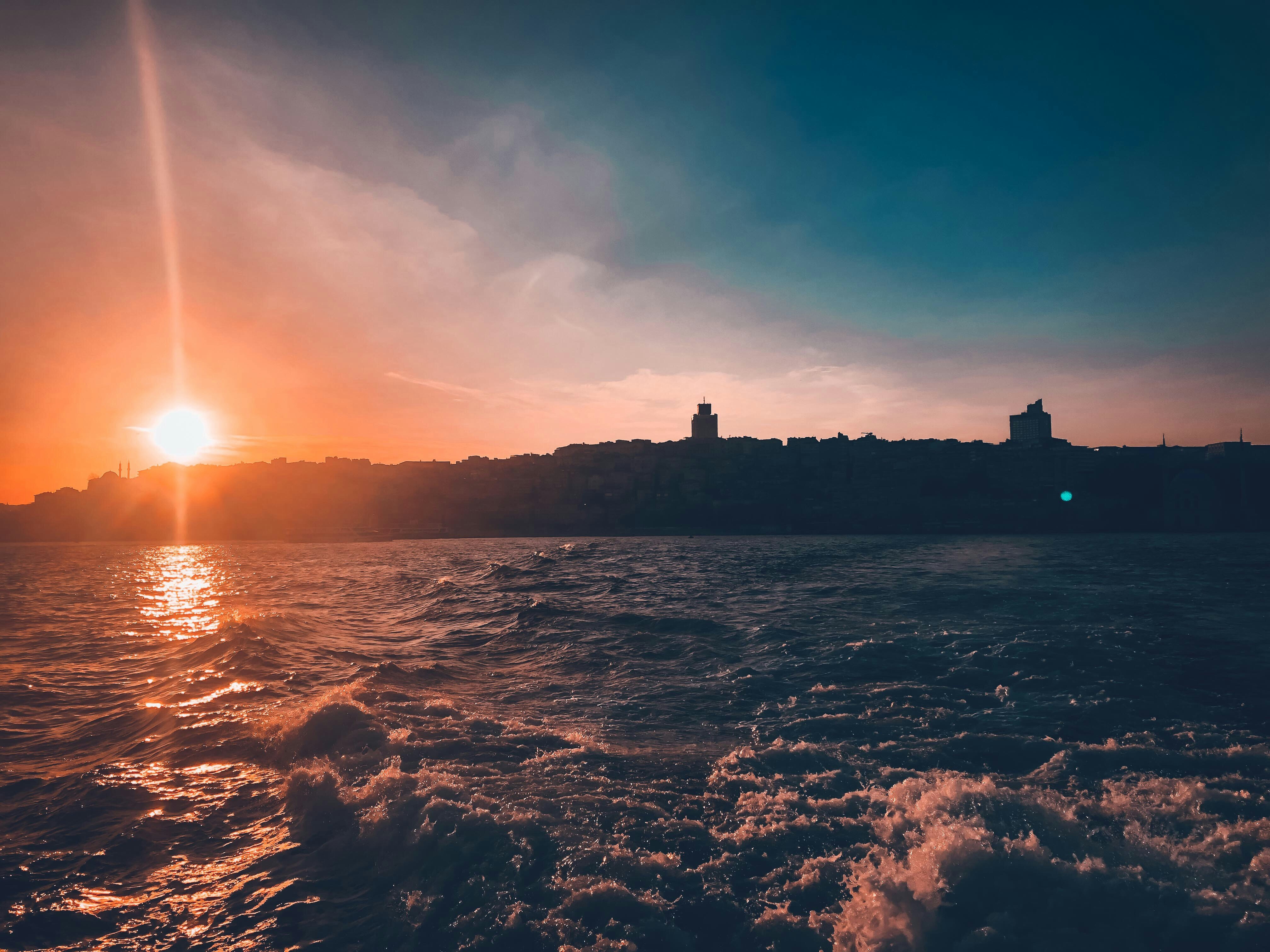 Body of water during golden hour photo – Free Grey Image on Unsplash