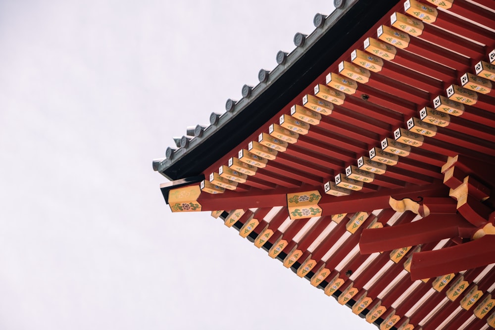 architectural photography of brown and black house roof