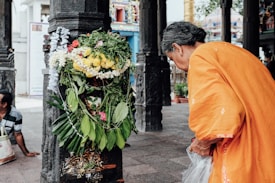 Photo 1559179815 13a748cbd1d1?q=85&w=275&h=275&fit=crop