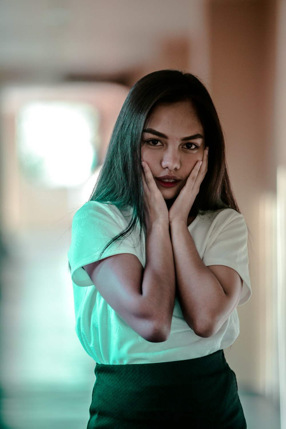 woman wearing white t-shirt