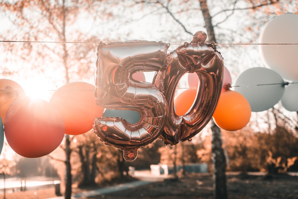 beige 50 balloon decor