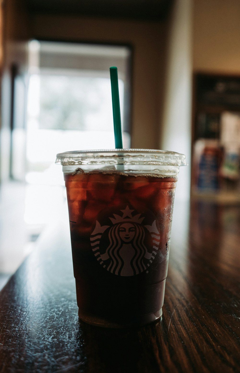 clear plastic cup close-up photography