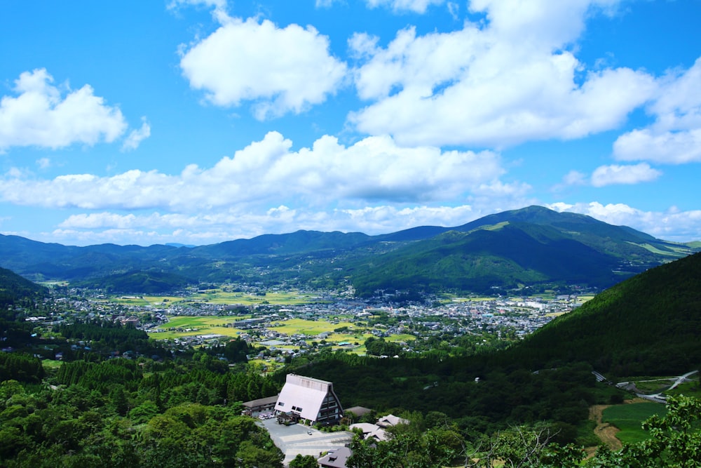 green mountain during daytime