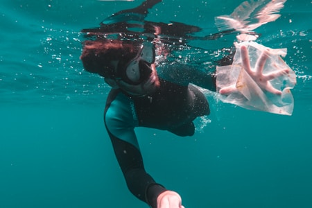 man swimming underwater