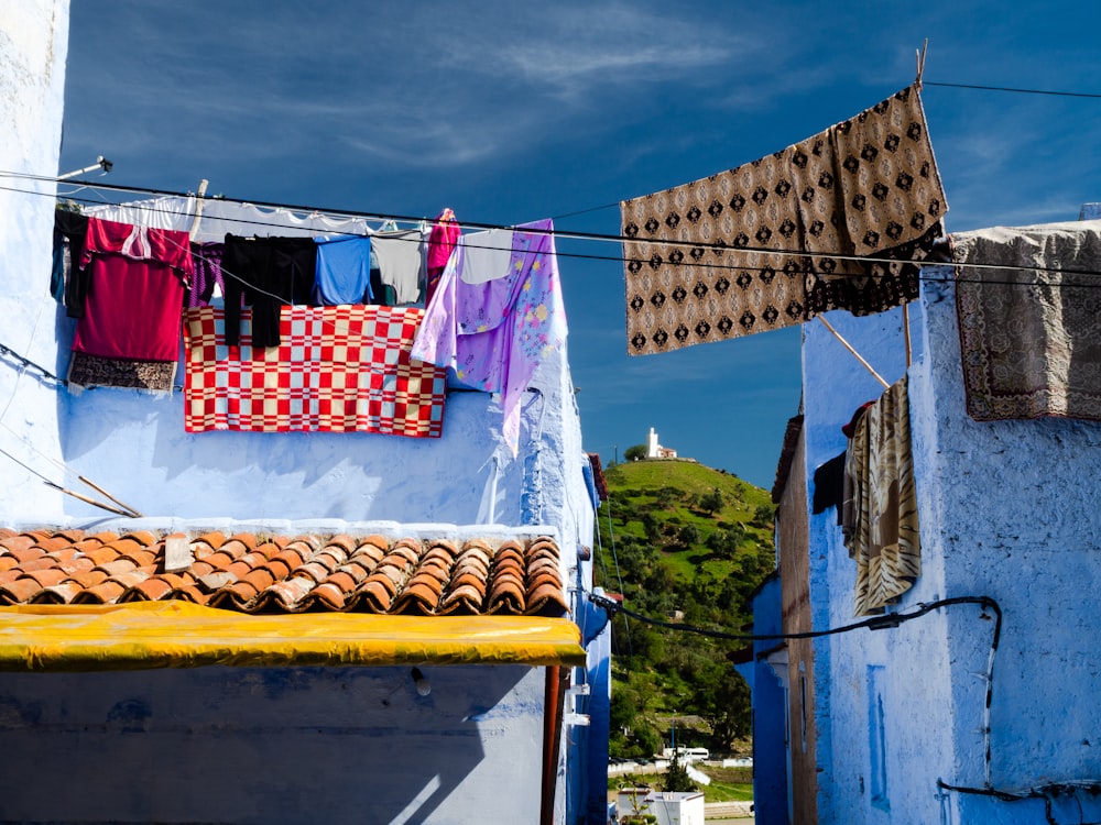 laundries hanging on clothes line