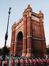 brown concrete building