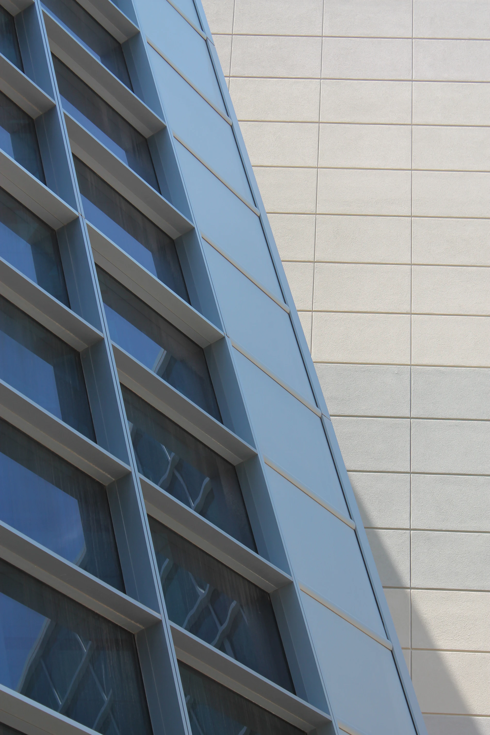 Modern high-performance building exterior