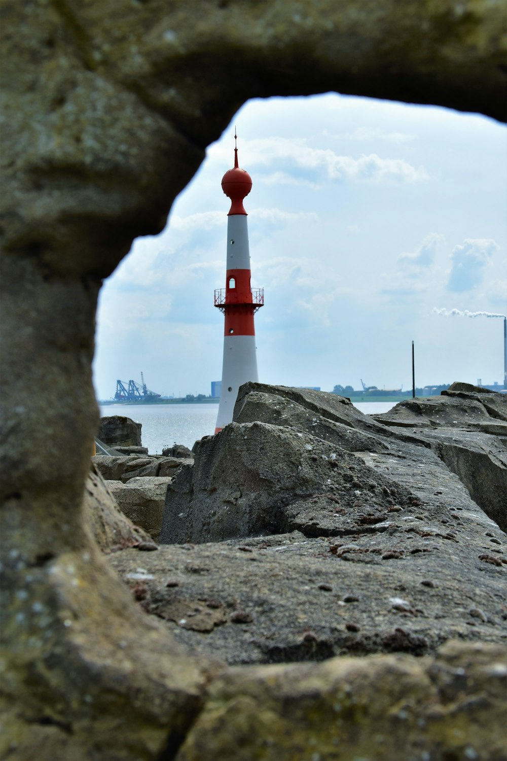 red and white lighthouse