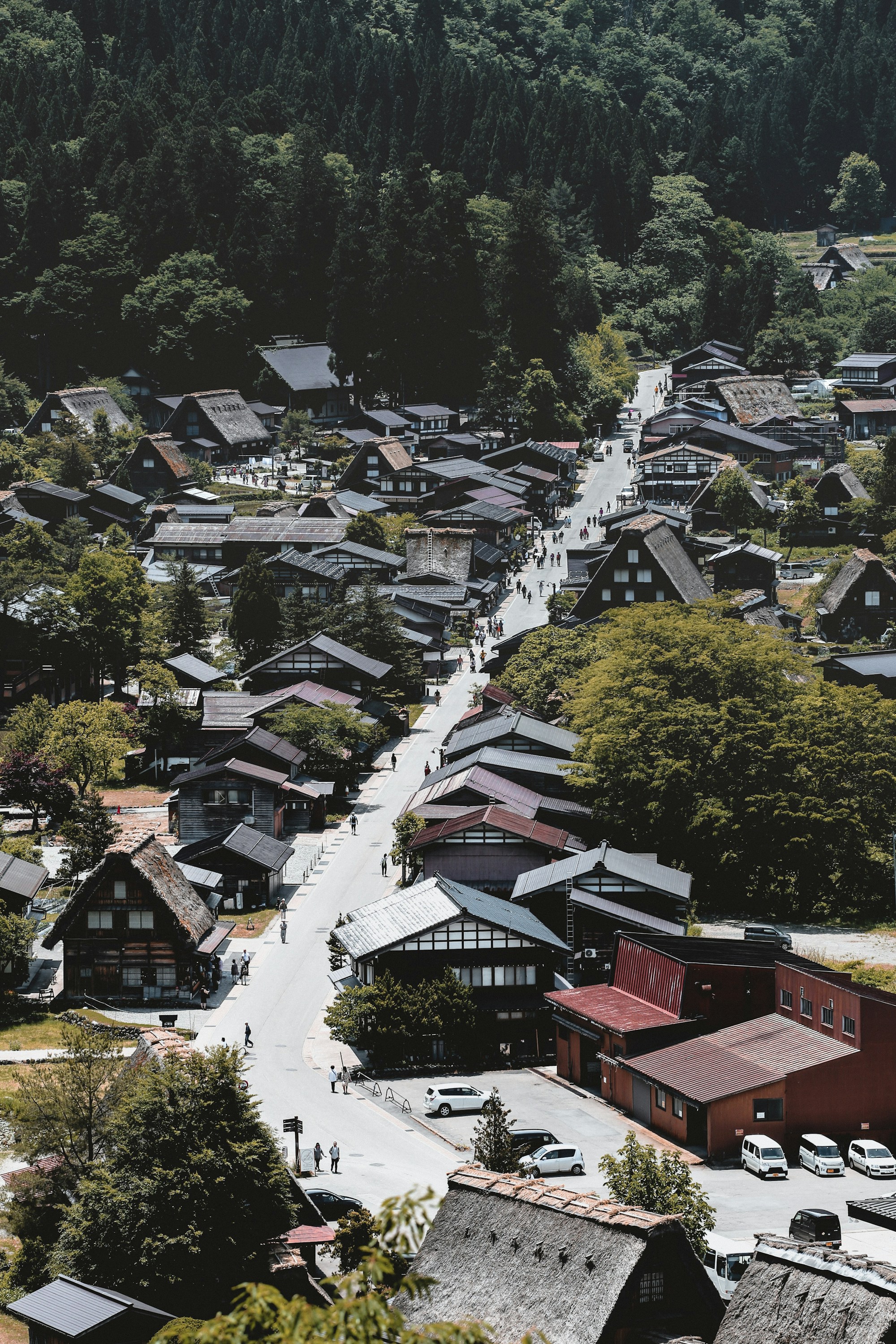 Exploring Shirakawago's Traditional Cuisine and Restaurants