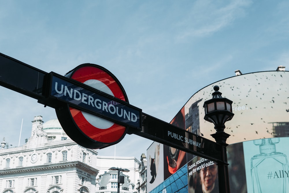 Underground arch sign