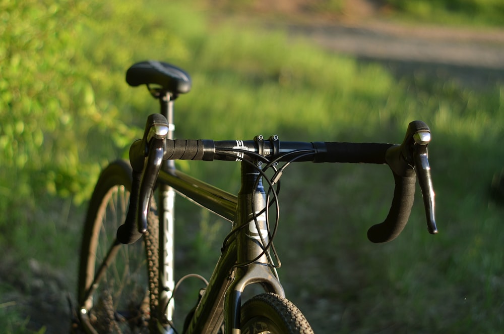 grey road bike