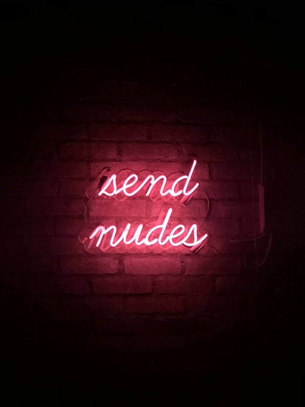 enviar sinalização nudes neon