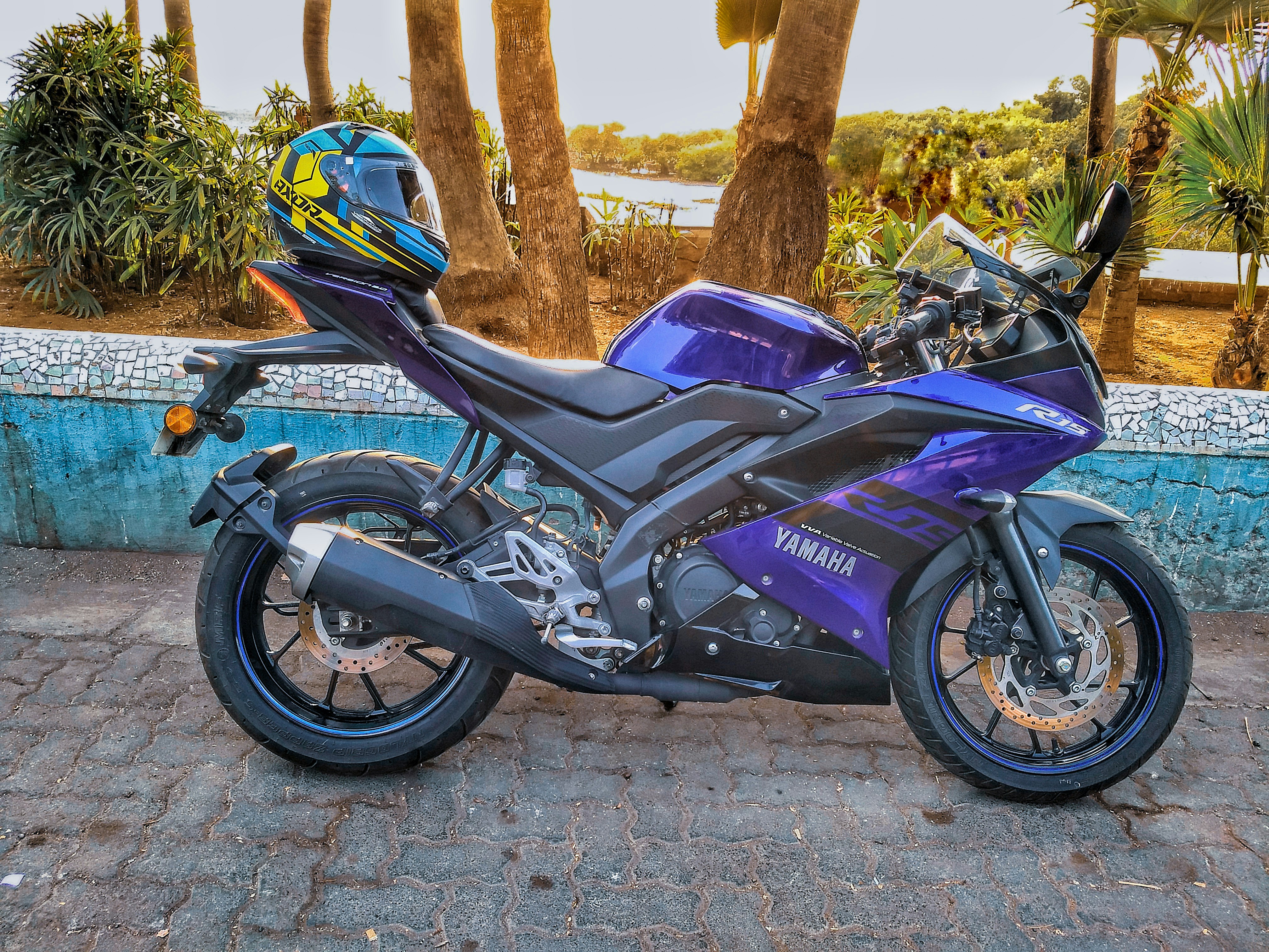 Motocicleta Yamaha MT-03