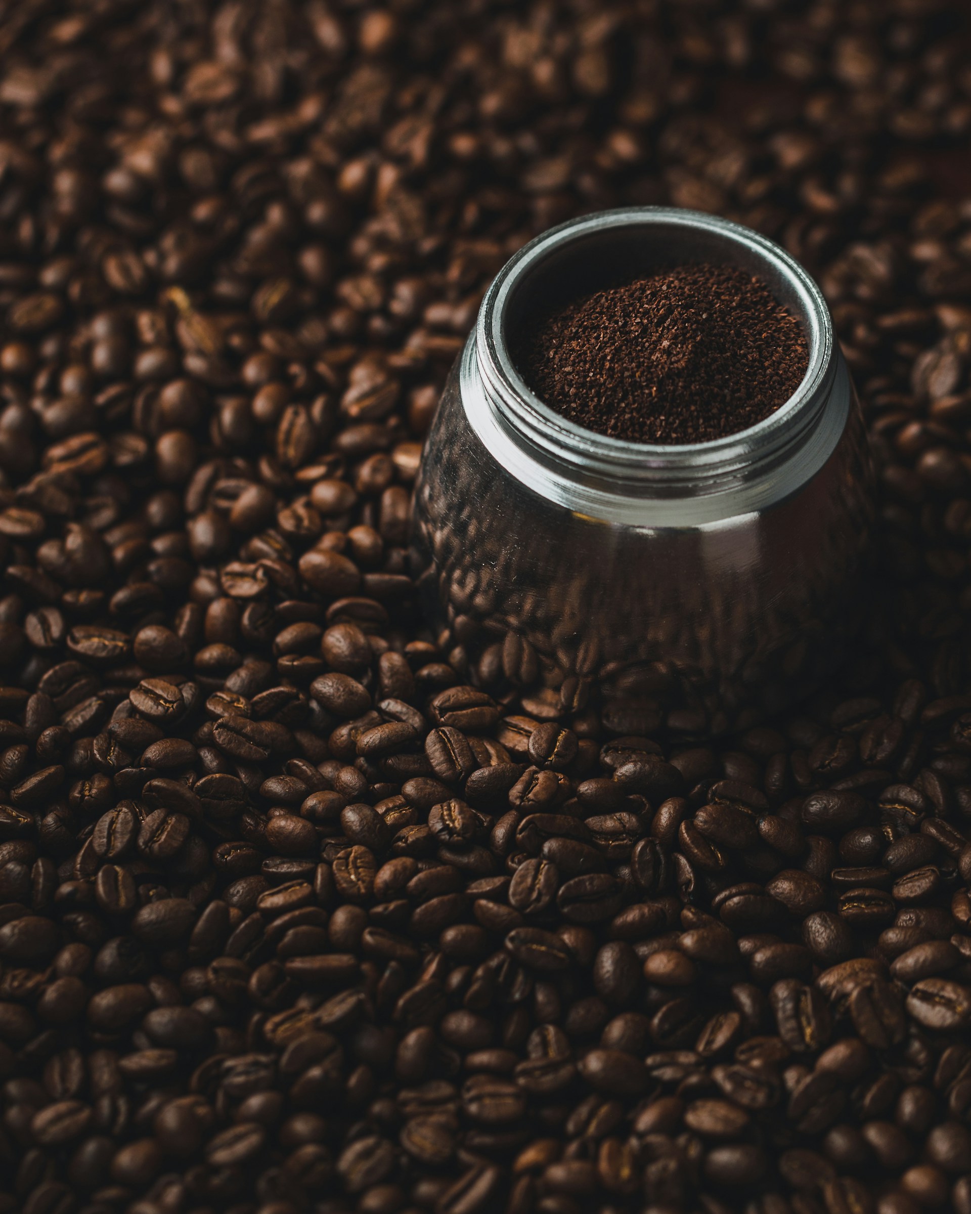 Manual coffee bean grinder (& the rest of my hot drink tips)