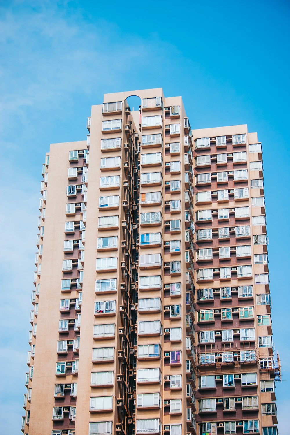 brown concrete building