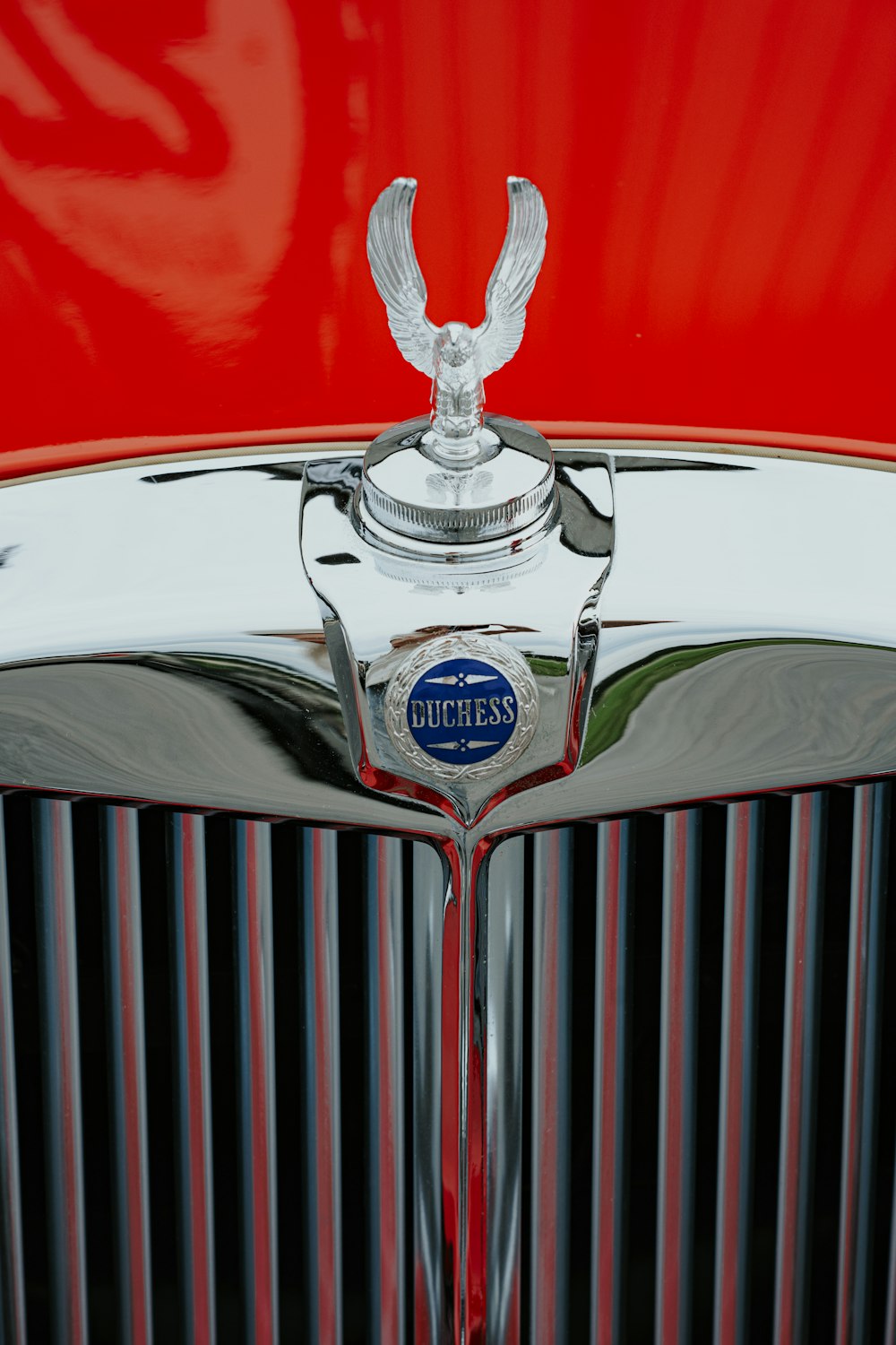 Rolls-Royce emblem