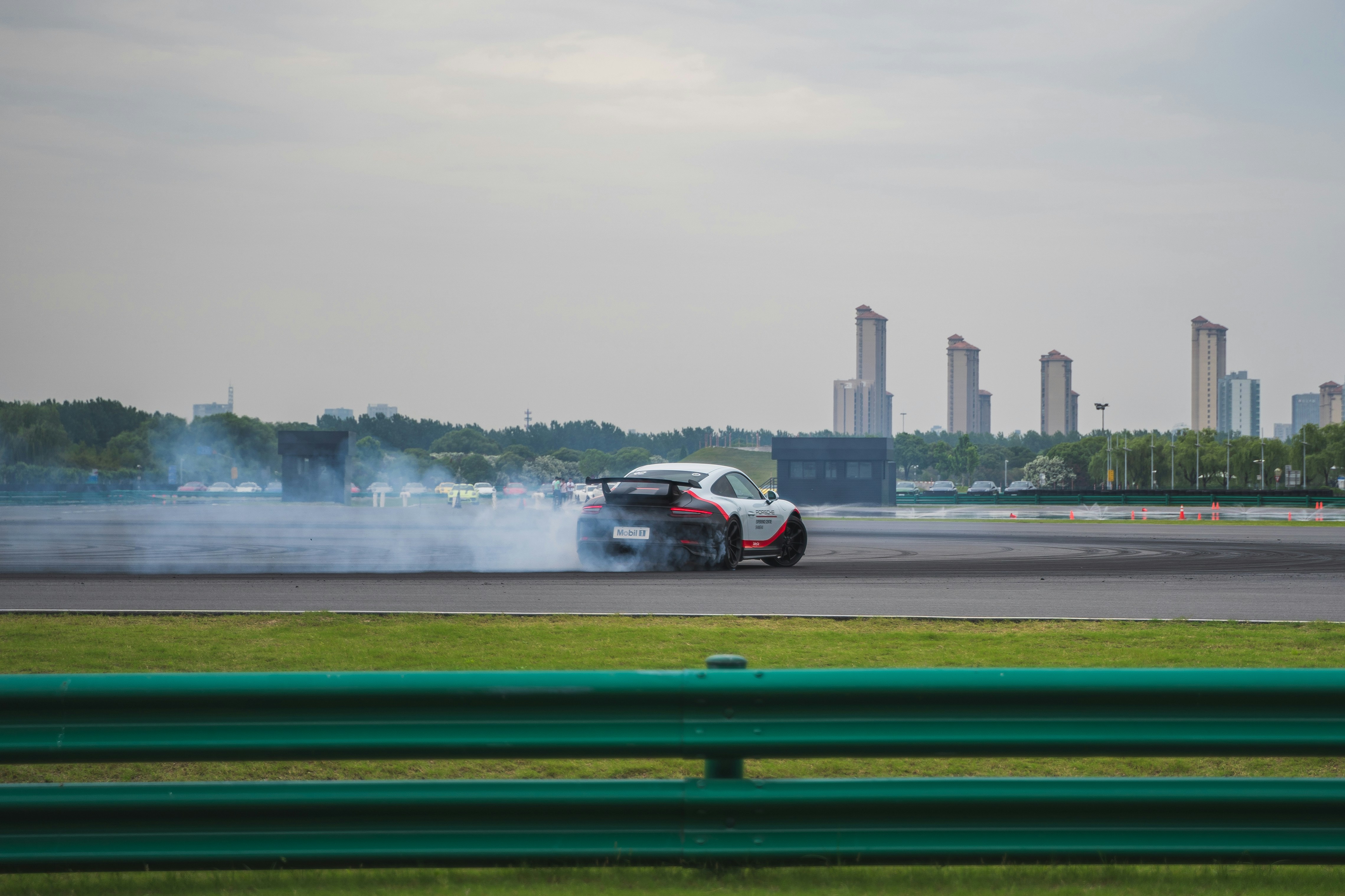 LADS AT LE MANS: DIARY 1