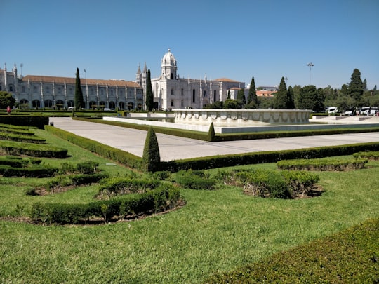 Praça do Império things to do in Queluz