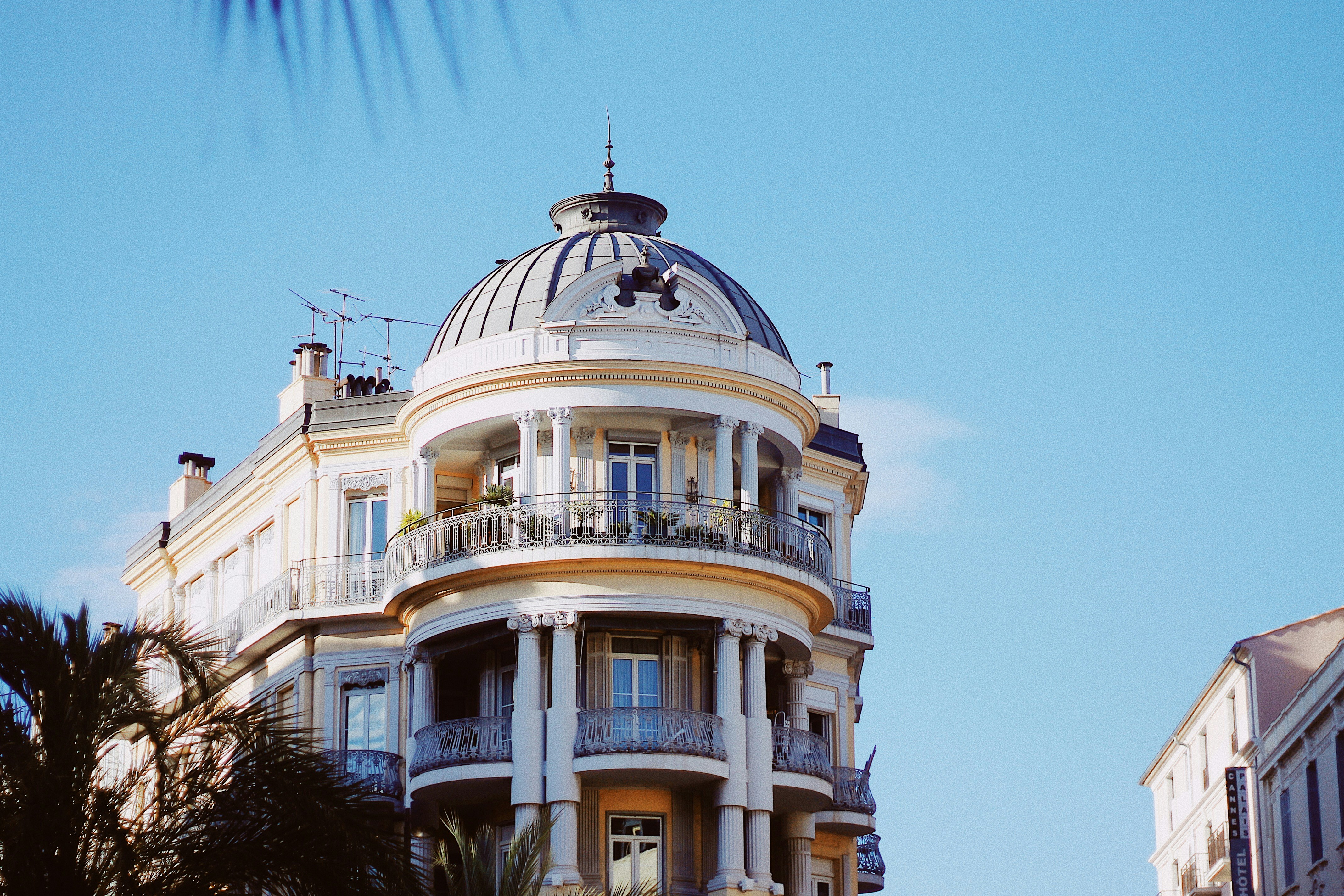 Photo by rhiannonelliott