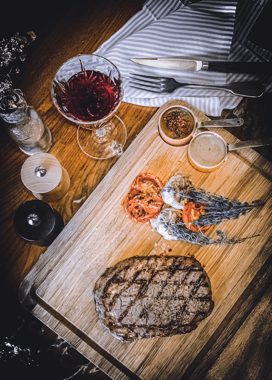Grilled steak served with vegetables