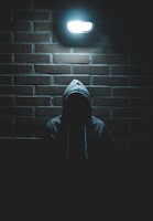 men's black pullover hoodie