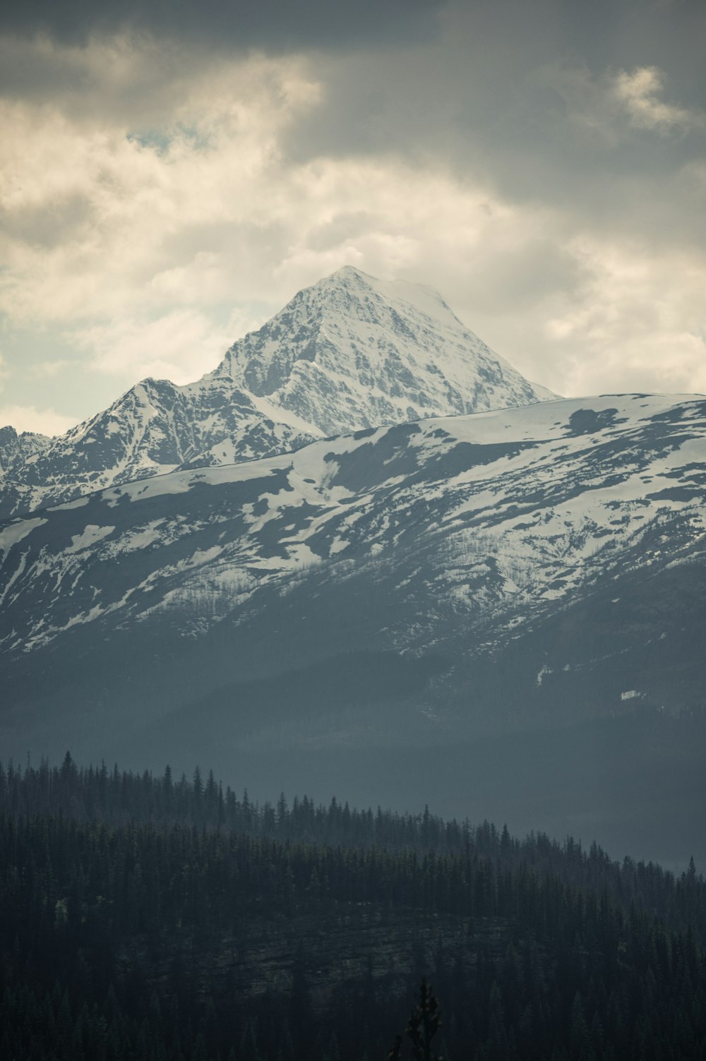 landscape photography of snow mountain