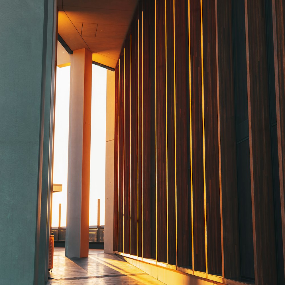 a building that has a bunch of columns in it