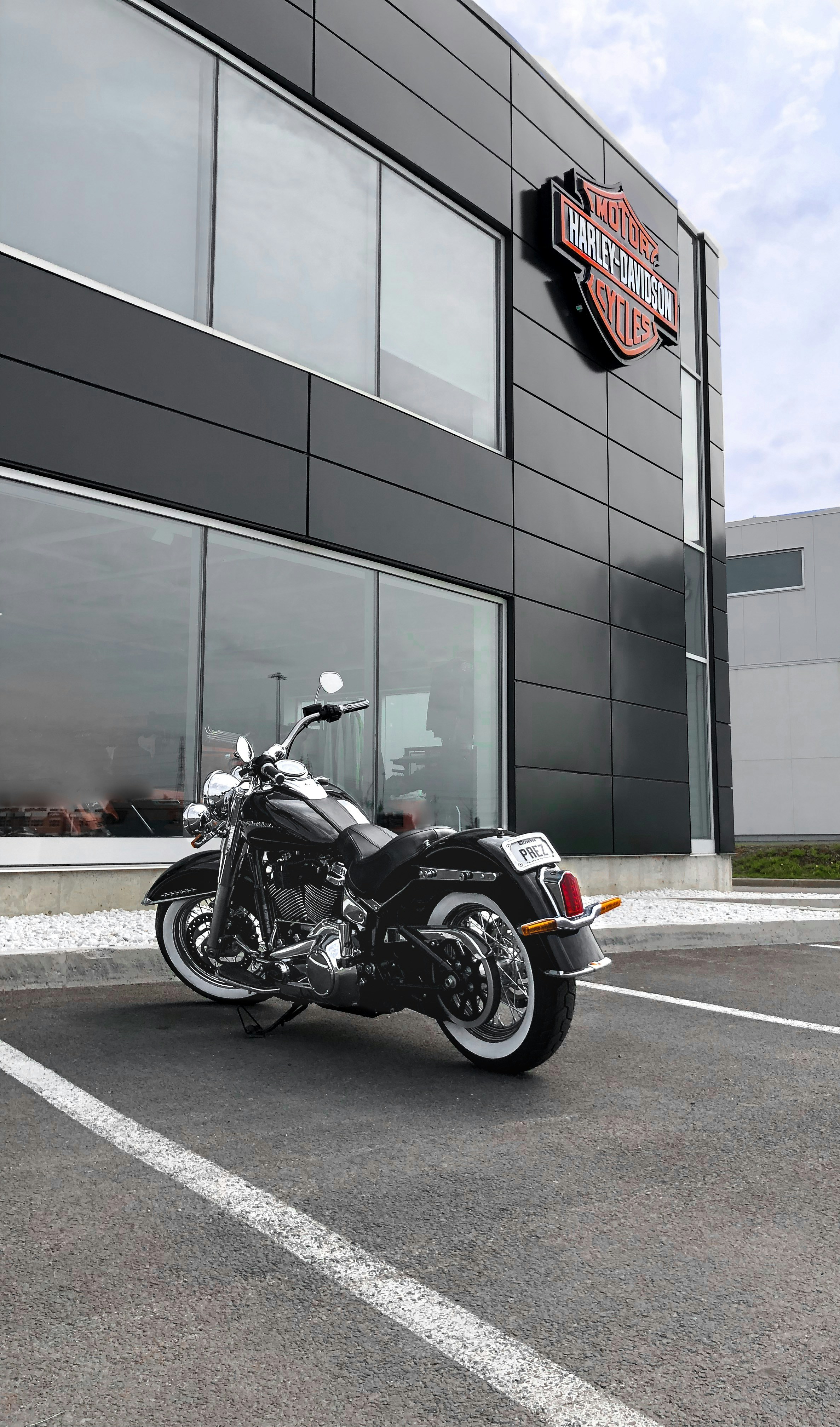 Harley-Davidson Dealership in Laval.