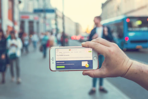 Never lose track of a customer again.