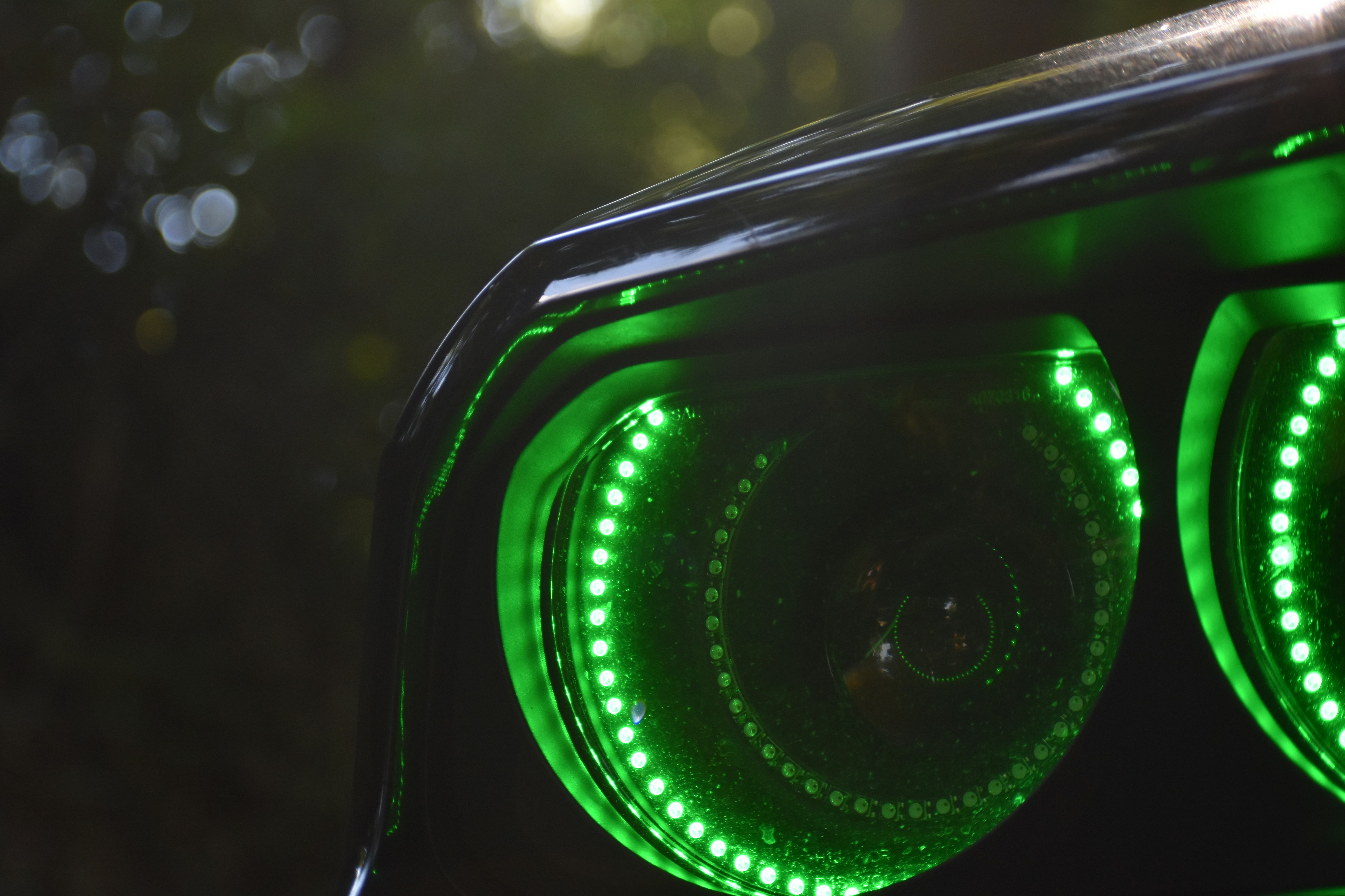 Turned-on vehicle light photo – Free Green Image on Unsplash