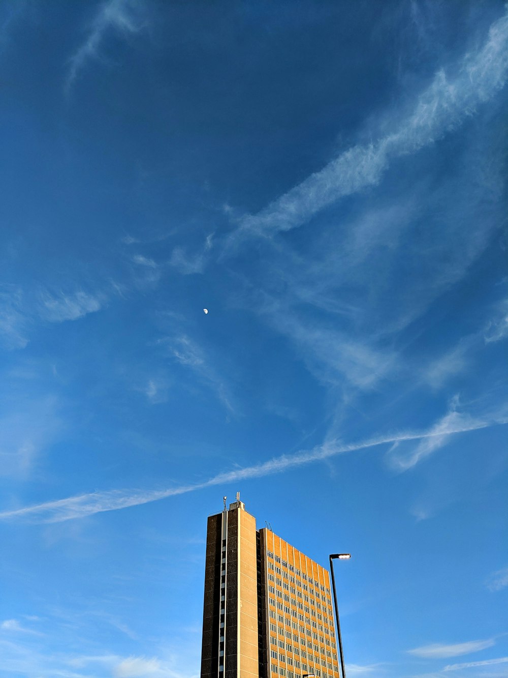 architectural photo beige building and blue sky