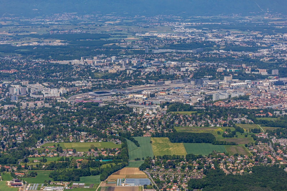 bird's eye view of a city