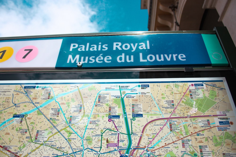 Palais Royal Musee Du Louvre signage