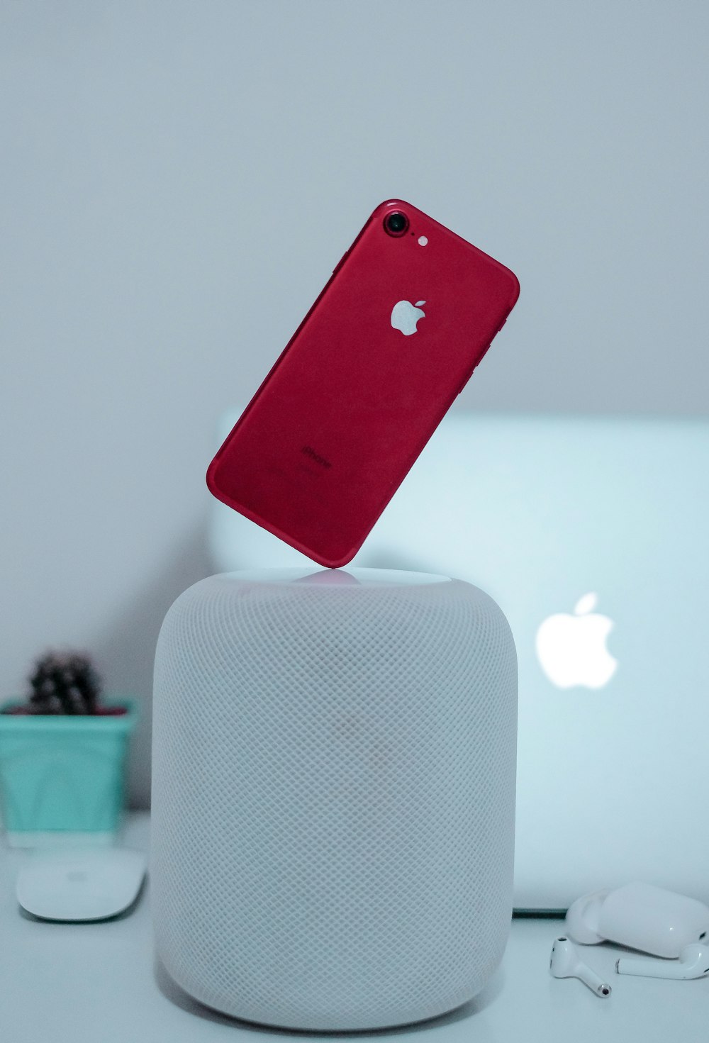 PRODUCT RED iPhone 8