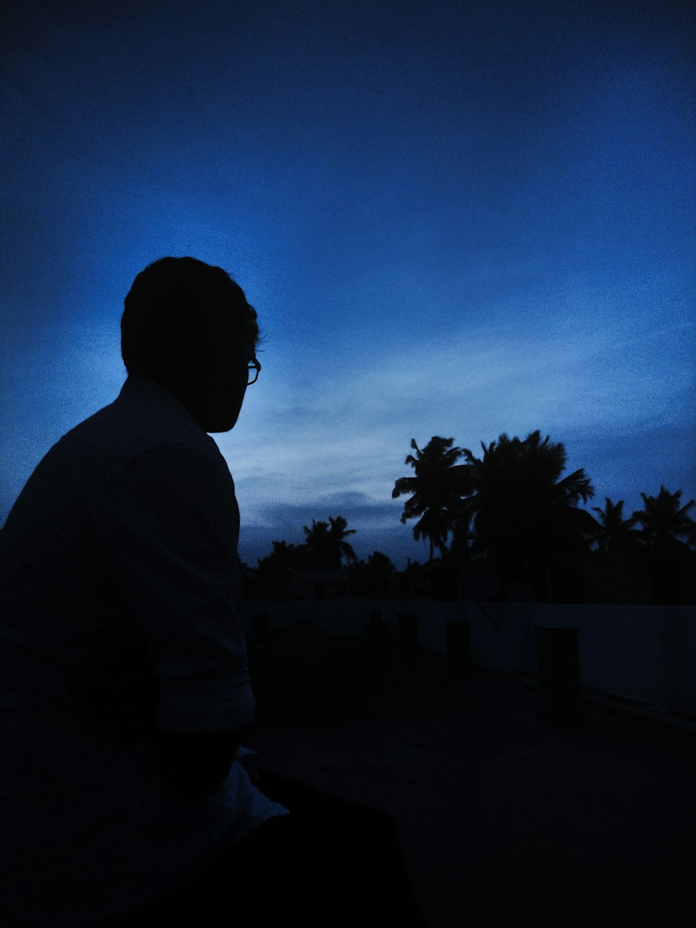 man wearing white shirt