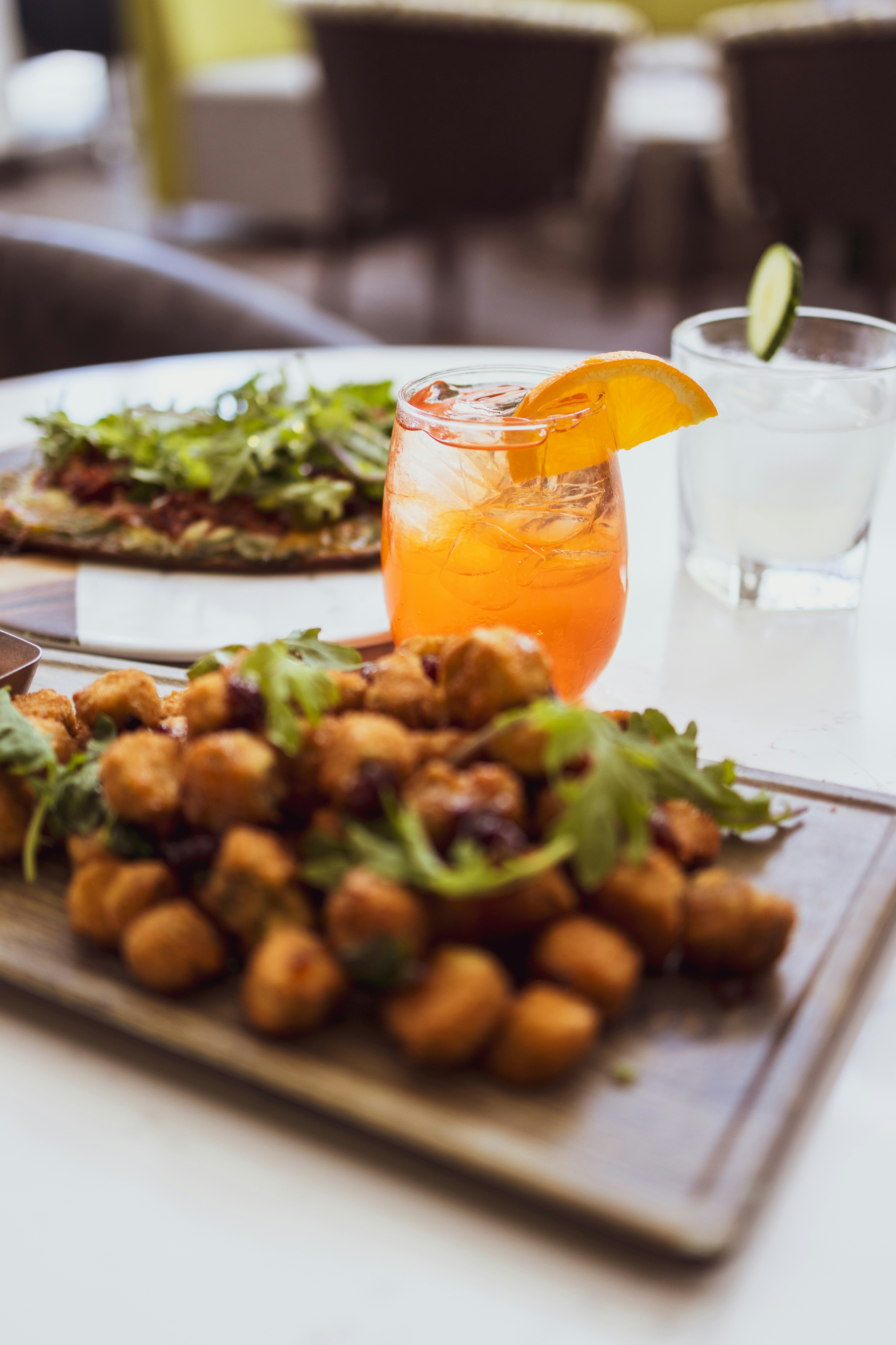 Selektive Fokusfotografie von Orangensaft