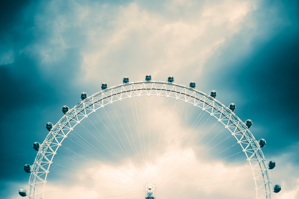 Grande roue pendant la journée